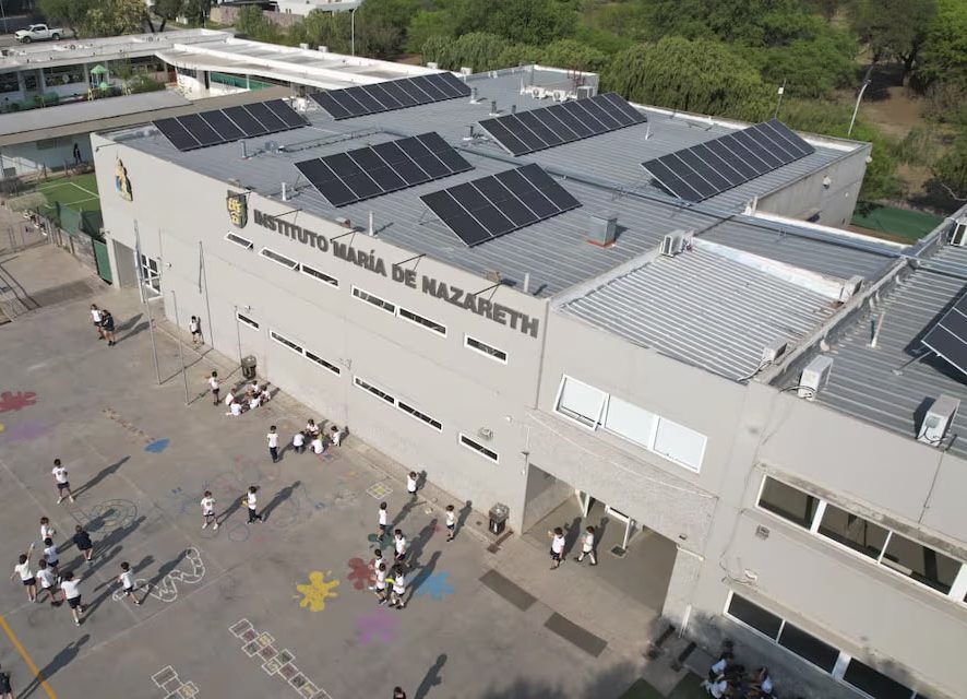 Sustentabilidad. Luego de instalar paneles solares un colegio logró reducir el 25% de la factura de EPEC