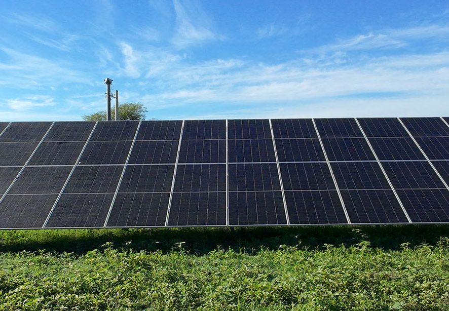 La Cooperativa de Las Varas inaugura su Parque Solar y reafirma 72 años de innovación energética