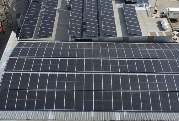 Hielo Polín apuesta por Max Energía para reducir un 45% su consumo eléctrico con energía solar