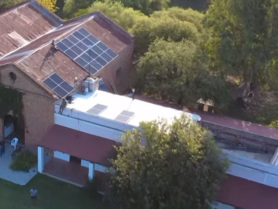 Energía solar en el vino y la hospitalidad: eficiencia, ahorro y sustentabilidad